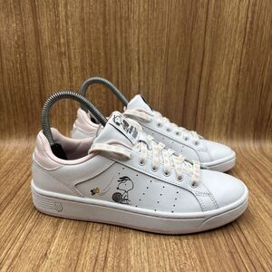 K-Swiss X Peanuts Snoopy & Woodstock Womens Sneakers Size 6 W/Accent Laces